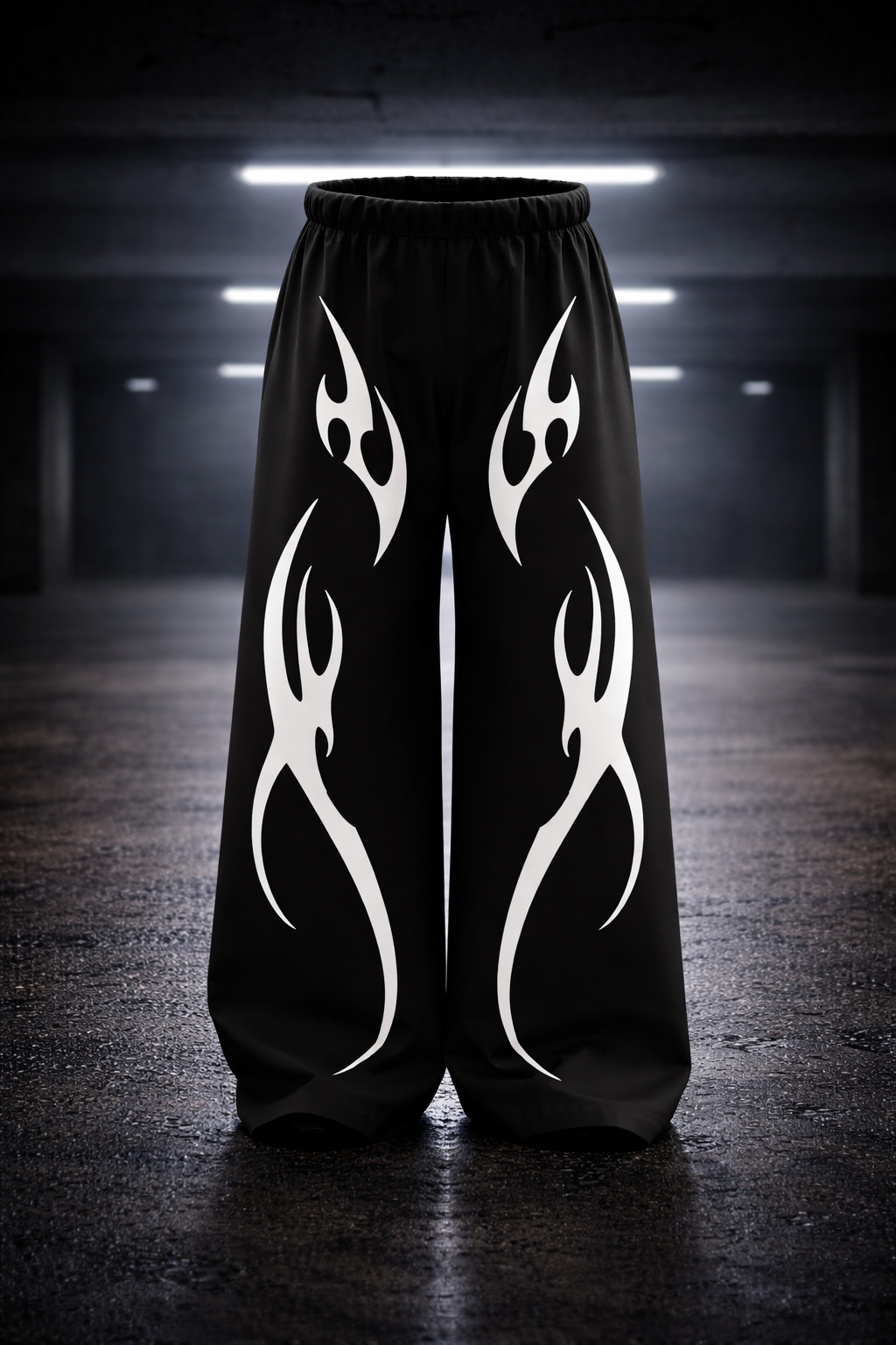 Tribal Flame Graphic Baggy Pants – Black Streetwear